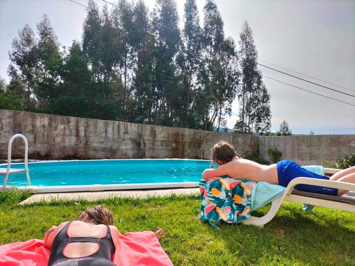 パレーデス・デ・コウラ Casa Davo Cindaヴィラ エクステリア 写真