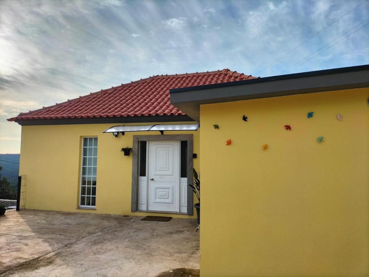 パレーデス・デ・コウラ Casa Davo Cindaヴィラ エクステリア 写真