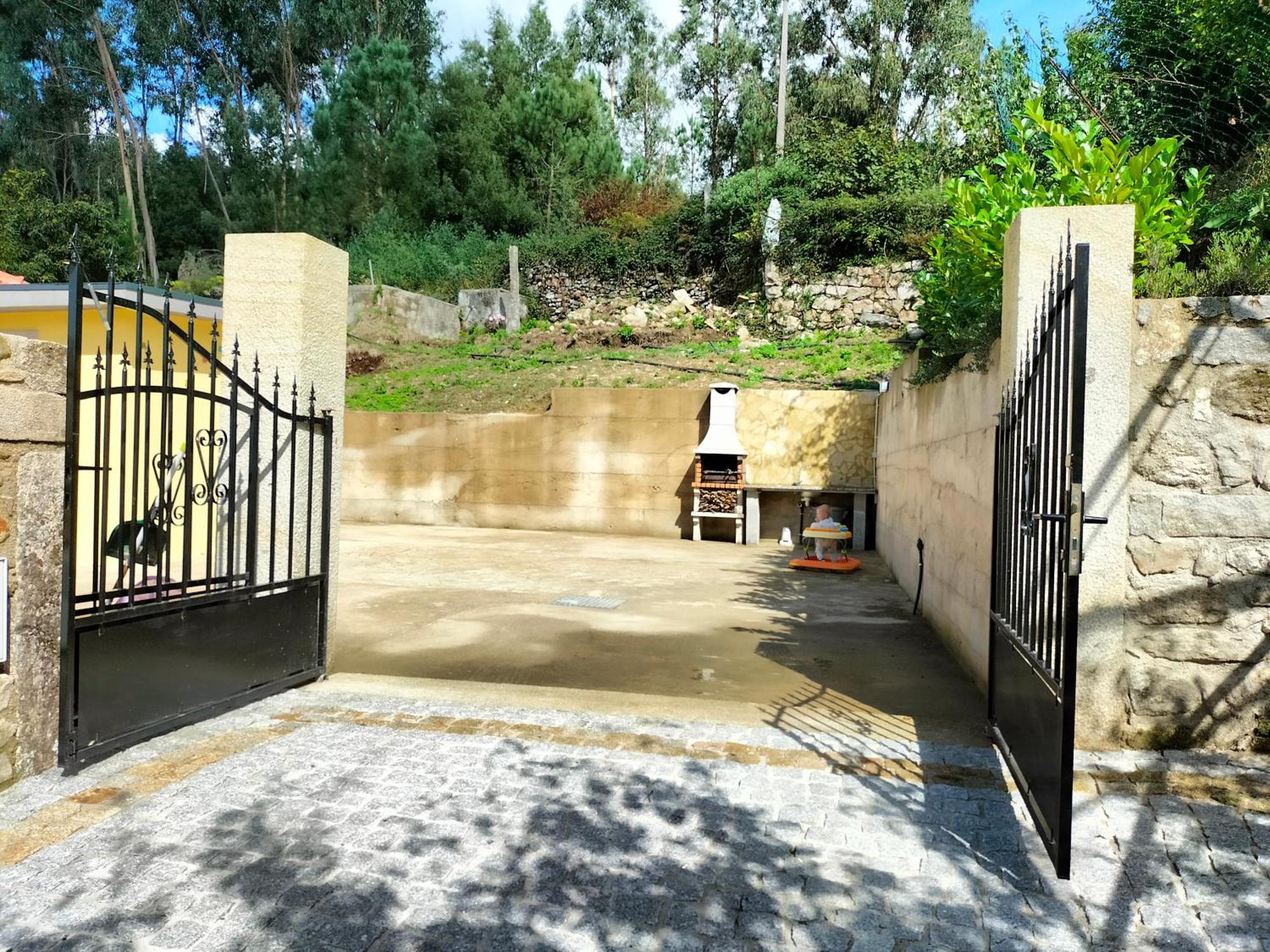 パレーデス・デ・コウラ Casa Davo Cindaヴィラ エクステリア 写真